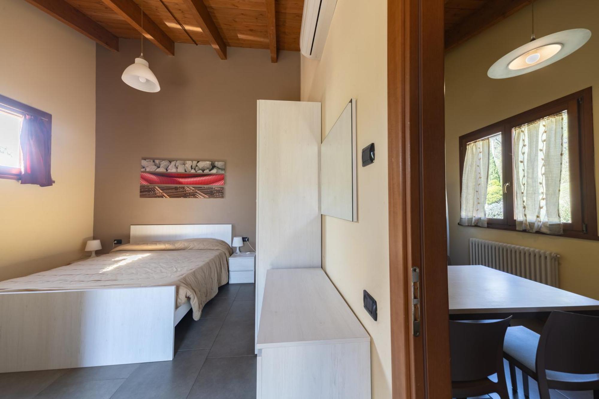La Valle Dei Caprioli Village Bungalow Park - Freelandia Azienda Agricola Montescudo Esterno foto